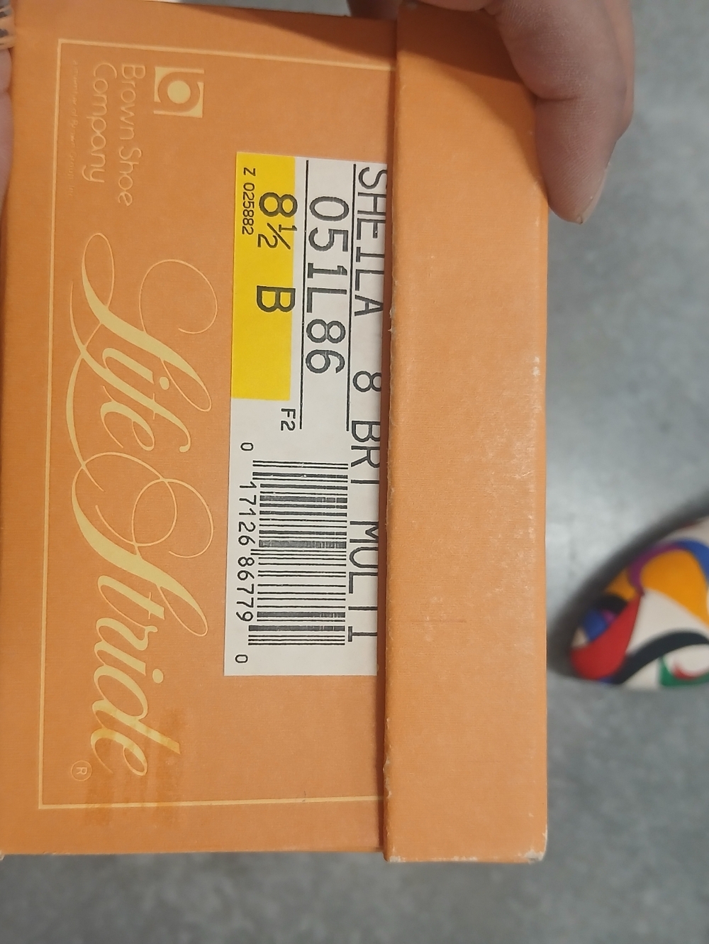 NWT Vintage Life Stride Geometric Print Kitten Heel Pumps Size 8.5 - Picture 11 of 12